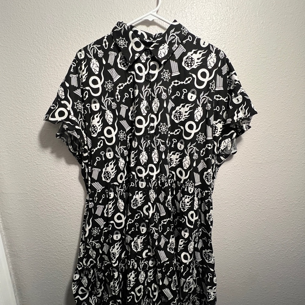 Nooworks Eloise Black and White Odin Graphic Button-Up Dress